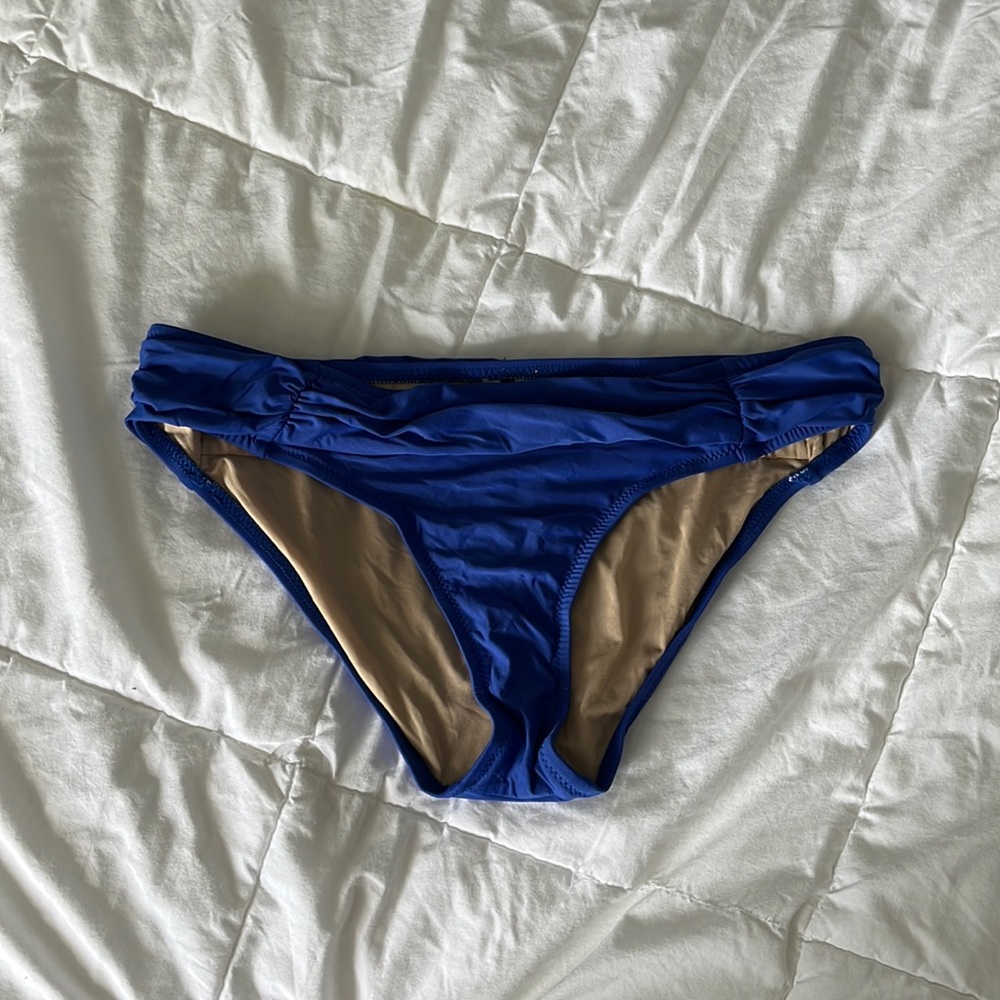 💙 J. Crew Ruched Bikini Bottom